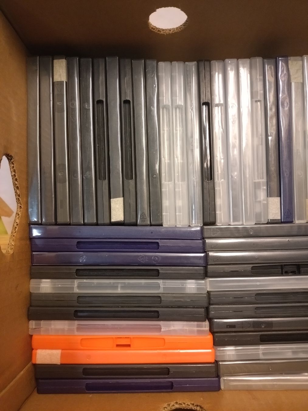 Alle DVDs: 100 boitiers DVD (vides) – Gebraucht aus Farvagny-le-Grand von LaCaverne 1