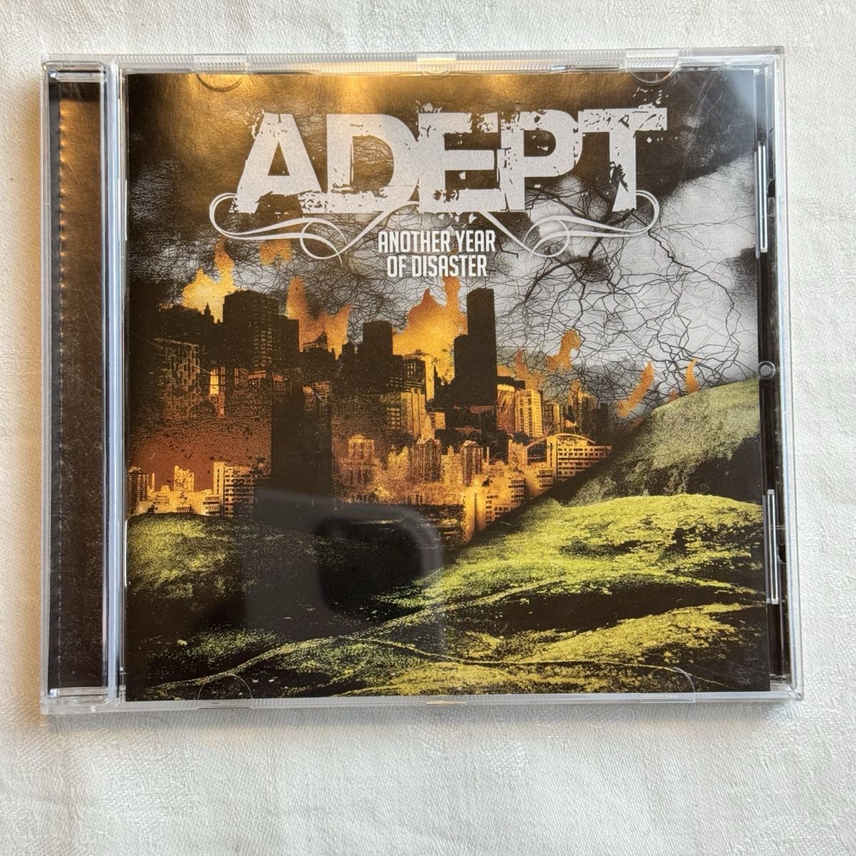 CDs: Adept Another Year Of Disaster CD – D'occasion à Galmiz par Wichtel25