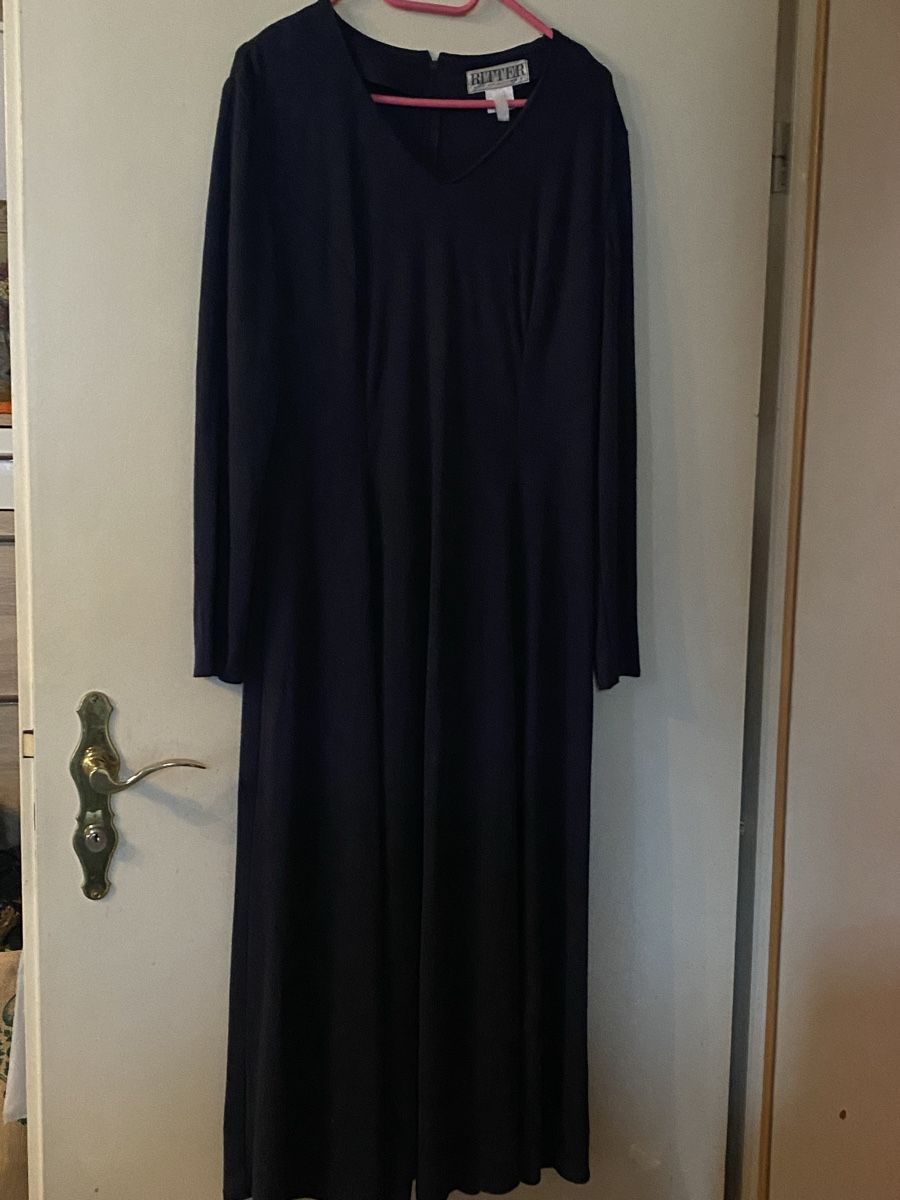 Vestiti: Kleid – Usato da Gretzenbach venduto da Cantate