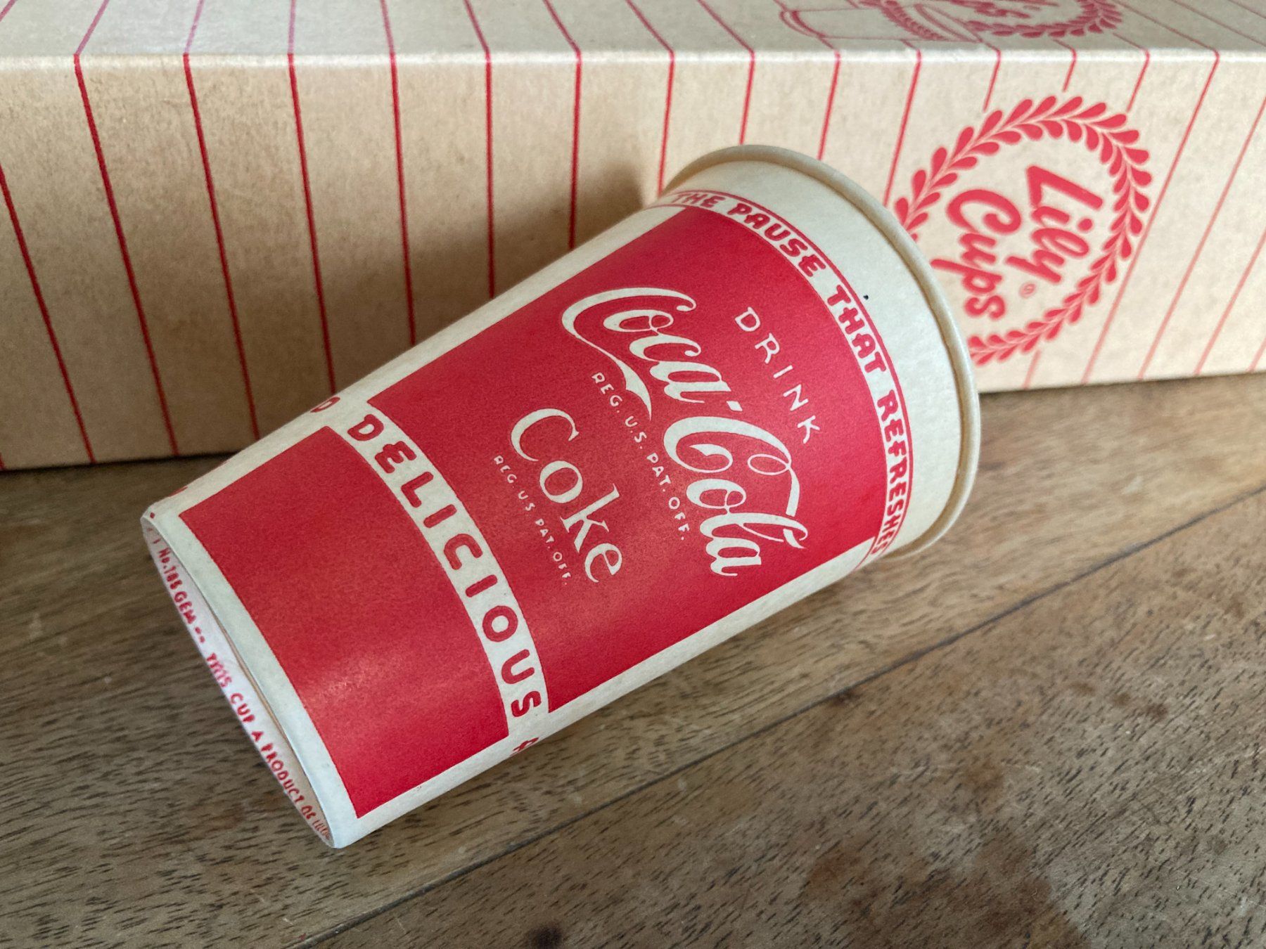 Coca-Cola Gläser: Original U.S.A.Coca Cola-Kartonbecher, vintage, ca. 90 Stück – Gebraucht aus Zürich von sperret 2
