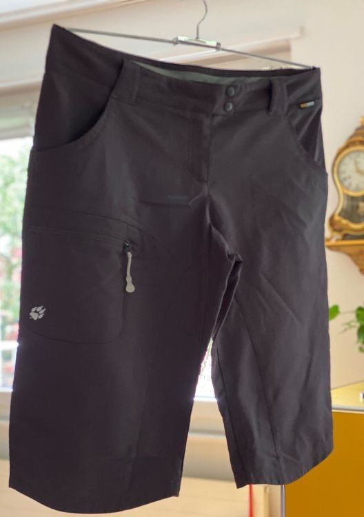 Jack Wolfskin Pantalons: Bermuda Wanderhose Softshell, Jack Wolfskin, grau, Gr. 46 – D'occasion à Sutz par Dalilea