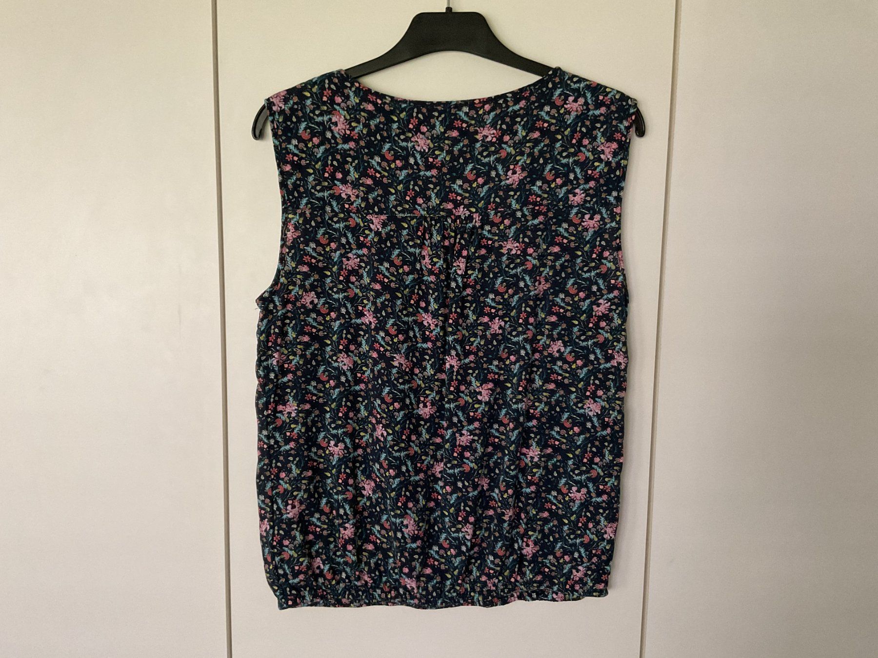 Esprit Tops: edc - Blümchen Top / Blüsli - Gr. S – Gebraucht aus Walchwil von Budy7 1