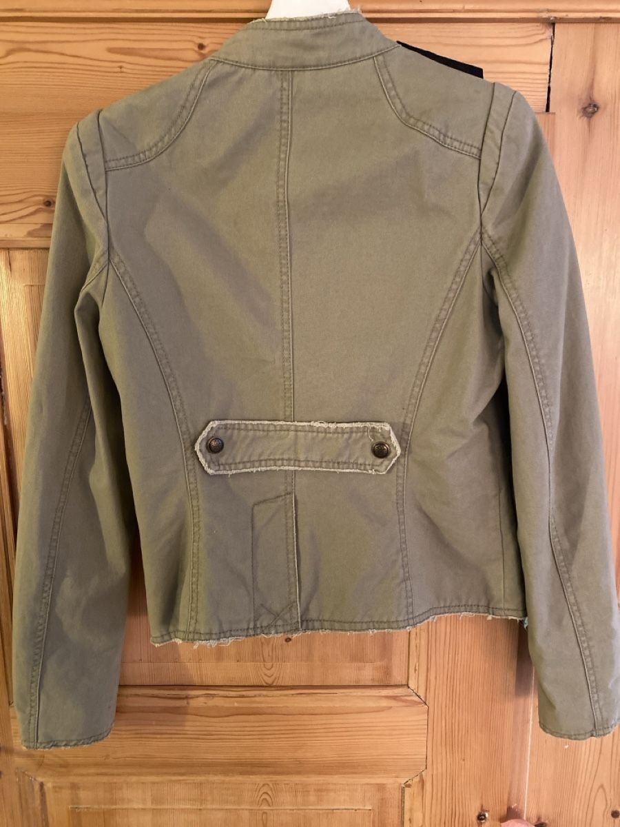 Esprit Giacche: Esprit Jacke Gr. M – Nuovo (secondo la descrizione) da fraubrunnen venduto da Somu 3