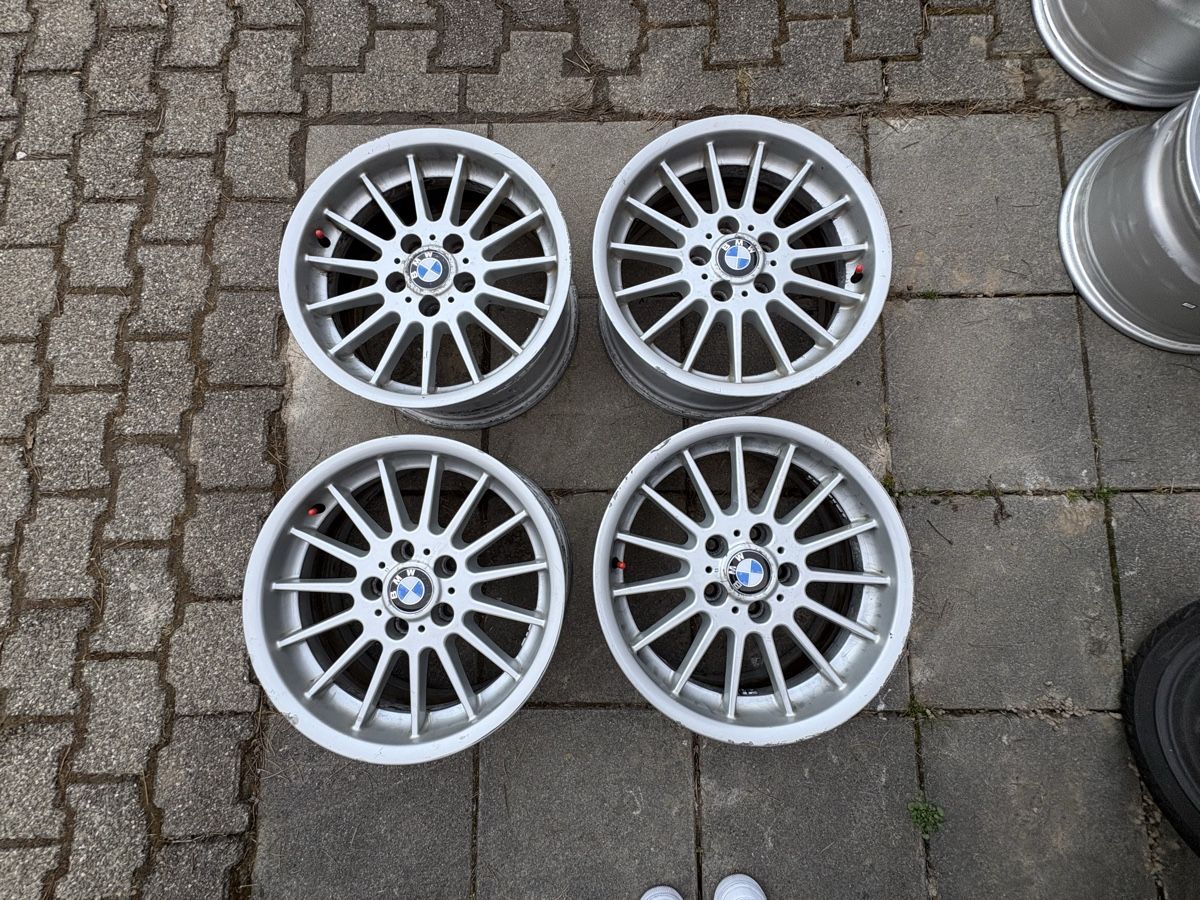 BMW Jantes: Bmw Styling 32 e90,e91,e92 Original Felgen – D'occasion à Zürich par Bimmer3 1