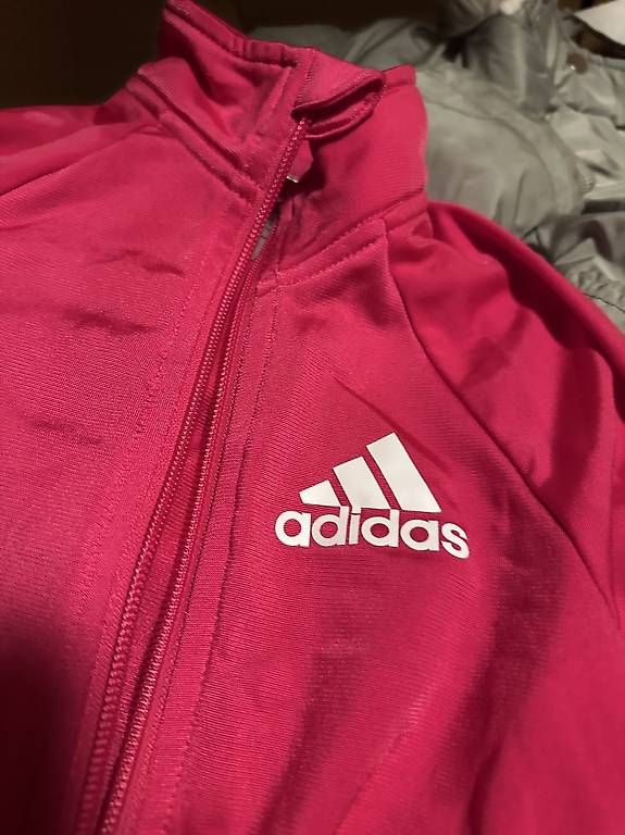 Pullover & Sweatshirts: Pull technique Adidas  – Gebraucht aus Renens VD von mary184 1