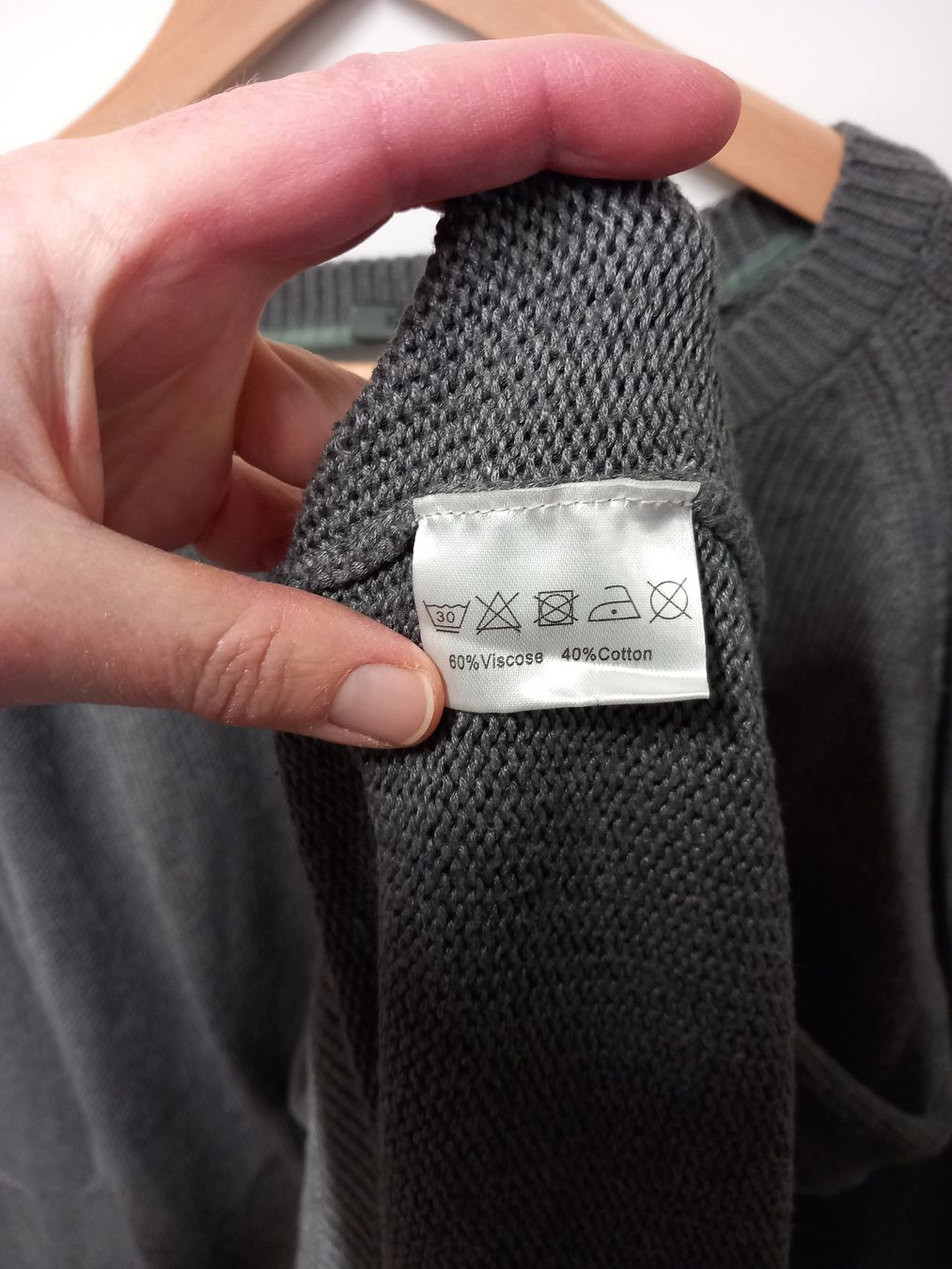 Nile Pullover & Sweatshirts: NILE Pullover Gr.XL Viscose/Baumwolle, grau – Gebraucht aus Gwatt (Thun) von umwelt-brocki 4