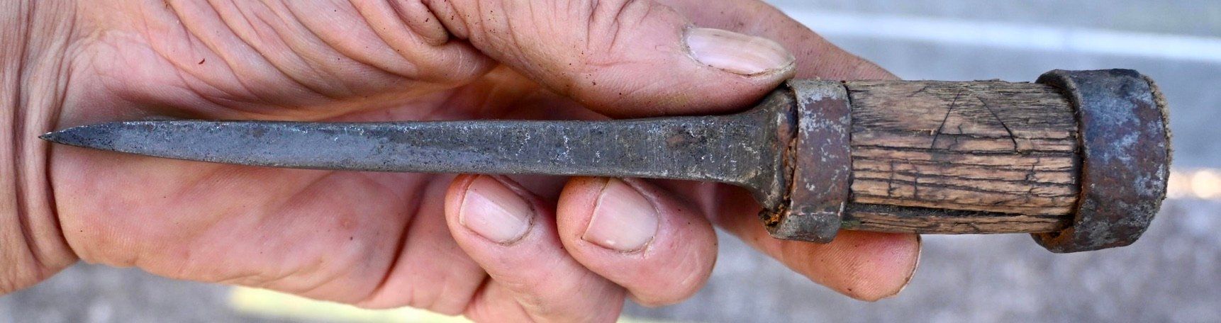Tutti gli attrezzi: uralter handgemachter Schraubenzieher breite ca. 1cm – Usato da Pfaffhausen venduto da mono_rec 6
