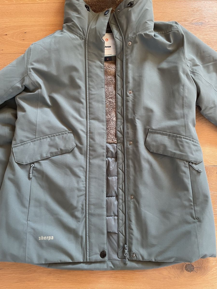 Sherpa Giacche: Sherpa Winterjacke / Parka – Nuovo (secondo la descrizione) da Aarwangen venduto da erd_ngx8 4