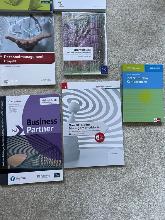 Libri: Betriebswirtschafter HF – Nuovo (secondo la descrizione) da Horw venduto da Mioli98 4