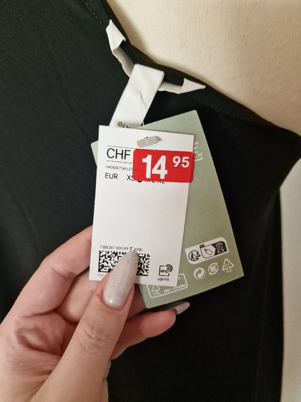 H&M Vestiti: Robe de soirée H&M noire S neuve – Nuovo e nell'imballaggio originale da Perly venduto da dayna_46 1