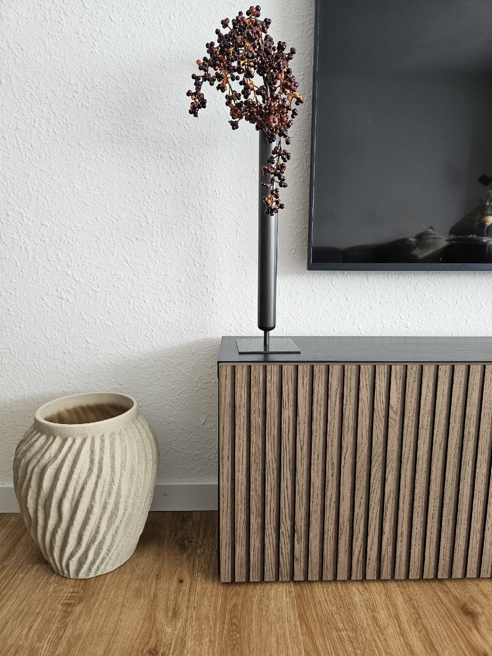 Ikea Cassettiere: TV Möbel Lowboard dunkle Eiche – Nuovo (secondo la descrizione) da Gossau SG venduto da Ma_rija92 2