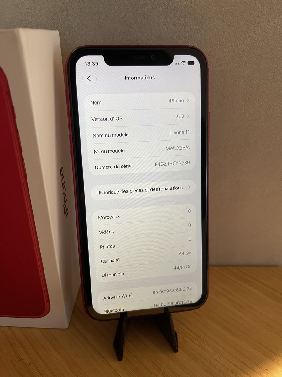 Apple Handys / Smartphones: IPhone 11 64gb Akku 100% – Gebraucht aus Biel/Bienne von Pro.max 4