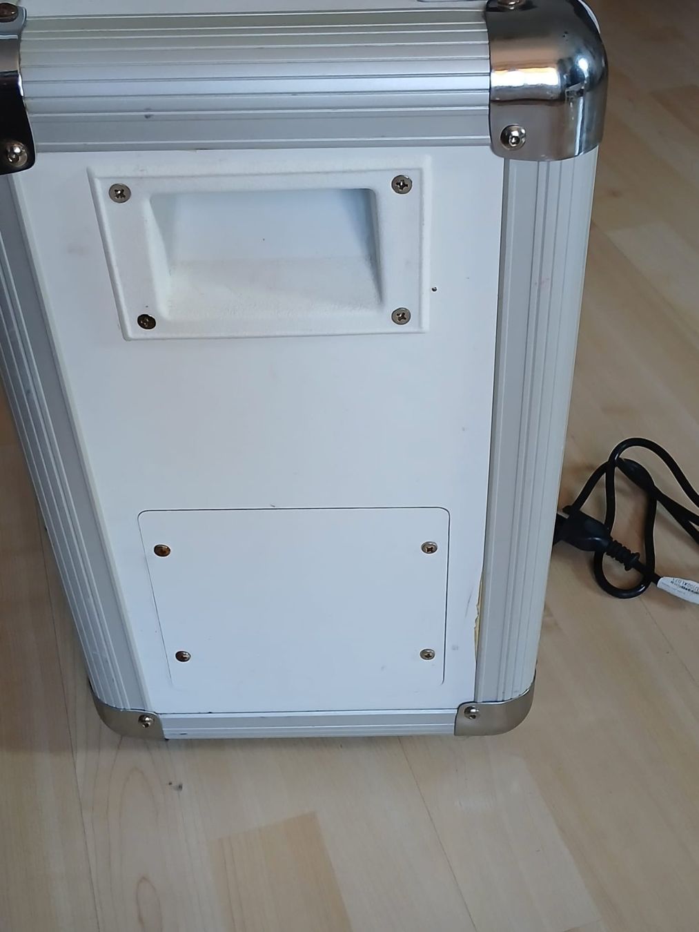 Amplificatori: ION Block Rocker Verstärker mit Rädern – Usato da Zürich venduto da best-in-town 3