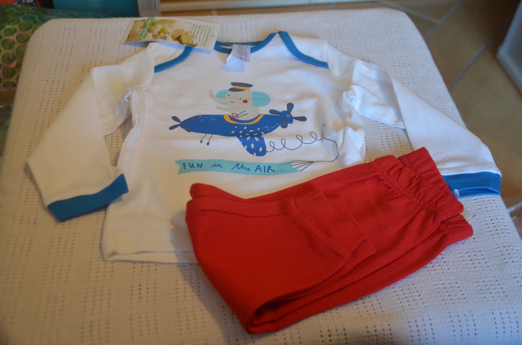Pigiama & Simili: TAILLE 74 - PIJAMA NEU – Nuovo e nell'imballaggio originale da Chiasso venduto da Dolly015