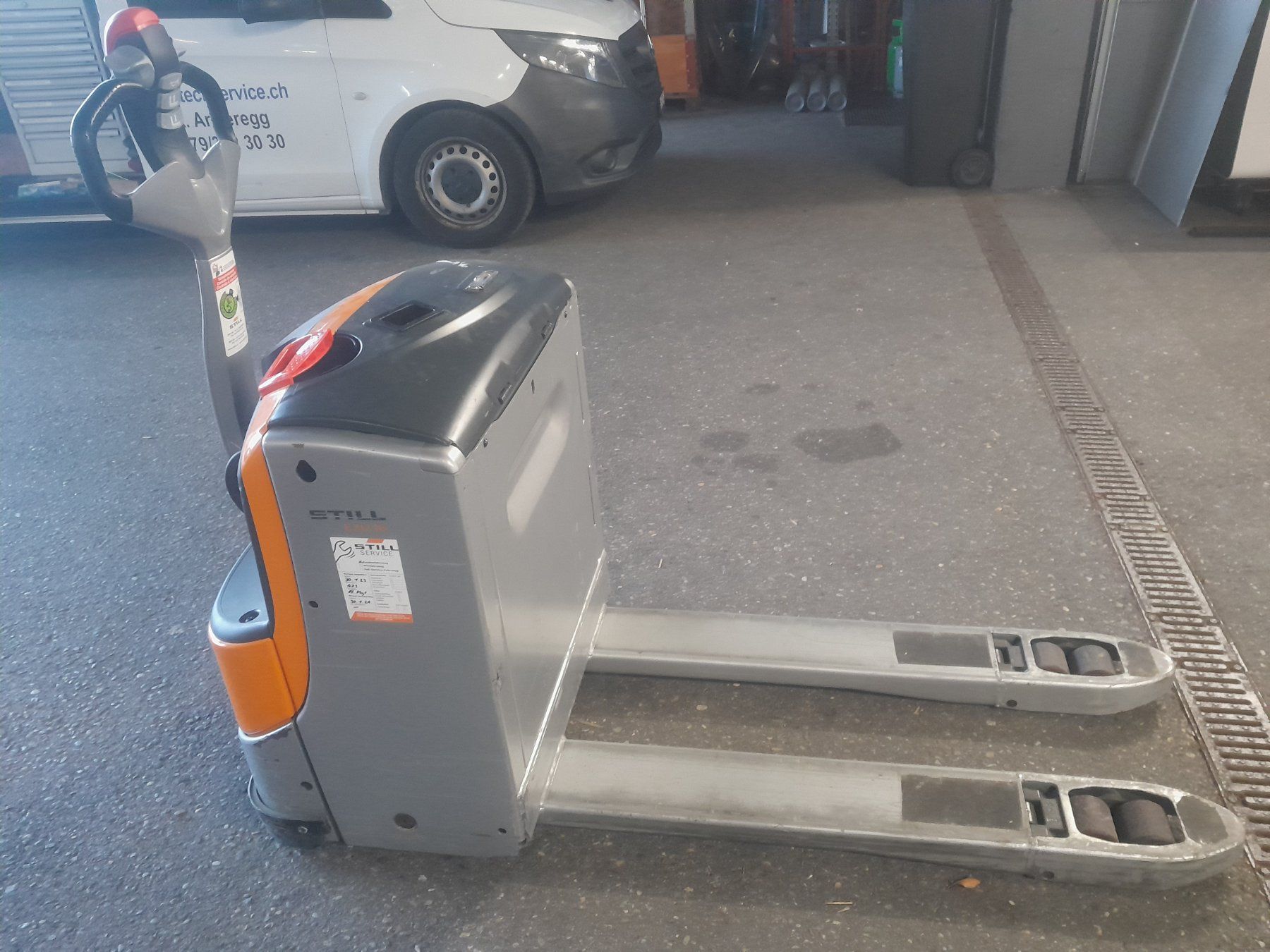 Still Gabelstapler & Hubwagen: Niederhubwagen Still EXU 16, Stapler – Gebraucht aus Steg im Tösstal von a-techservice 1