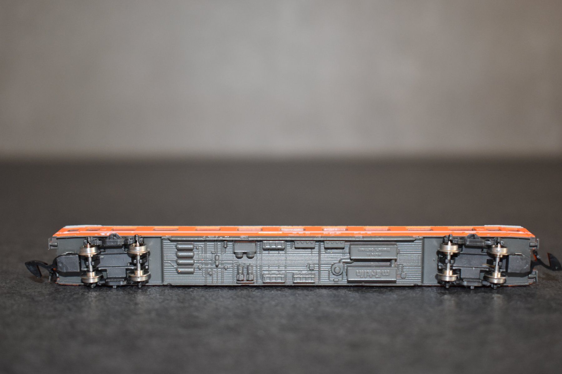 Märklin Modellini di ferrovie: Märklin Z Wagon voyageurs SBB 8741 – Usato da Le Locle venduto da skycomputer 4