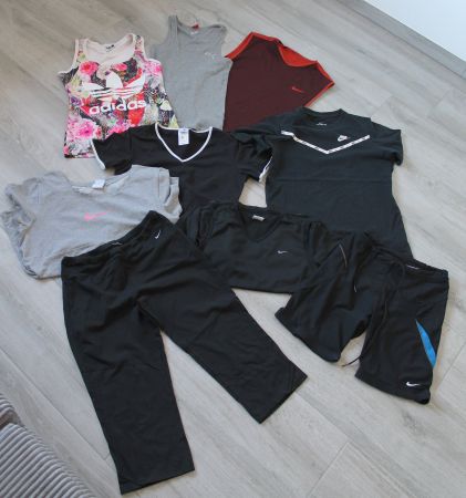 Lot de 9 habits de sport Nike, Adidas, Puma L