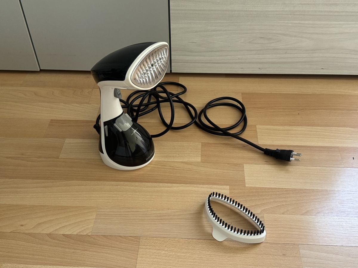 Ferri da stiro: INTERTRONIC Steam Brush – Usato da Basel venduto da SatansRaptor