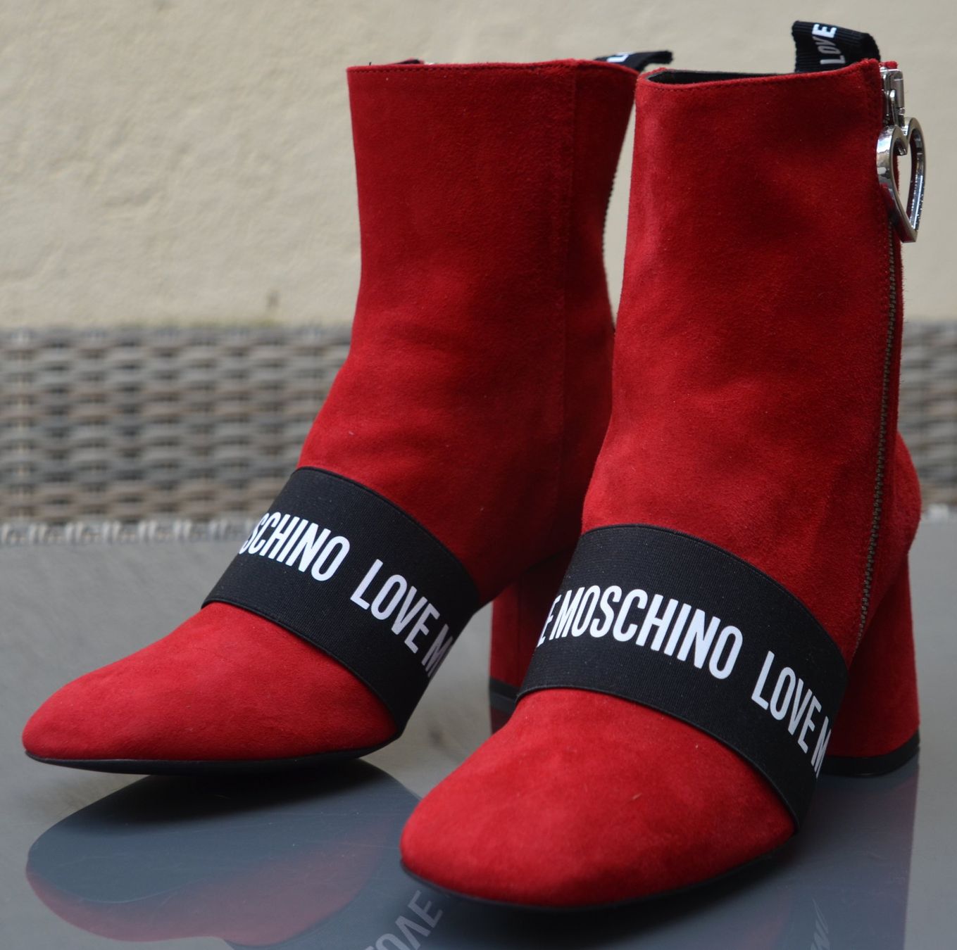 Moschino Scarpe da donna: Love Moschino Stiefeletten / Bottines .36 – Nuovo (secondo la descrizione) da Collonges venduto da arashee 2