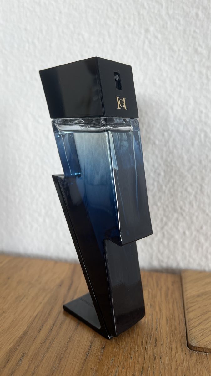 Carolina Herrera Profumi & Eau de Toilette: Carolina Herrera Bad Boy, 50ml – Usato da Effretikon venduto da dali41