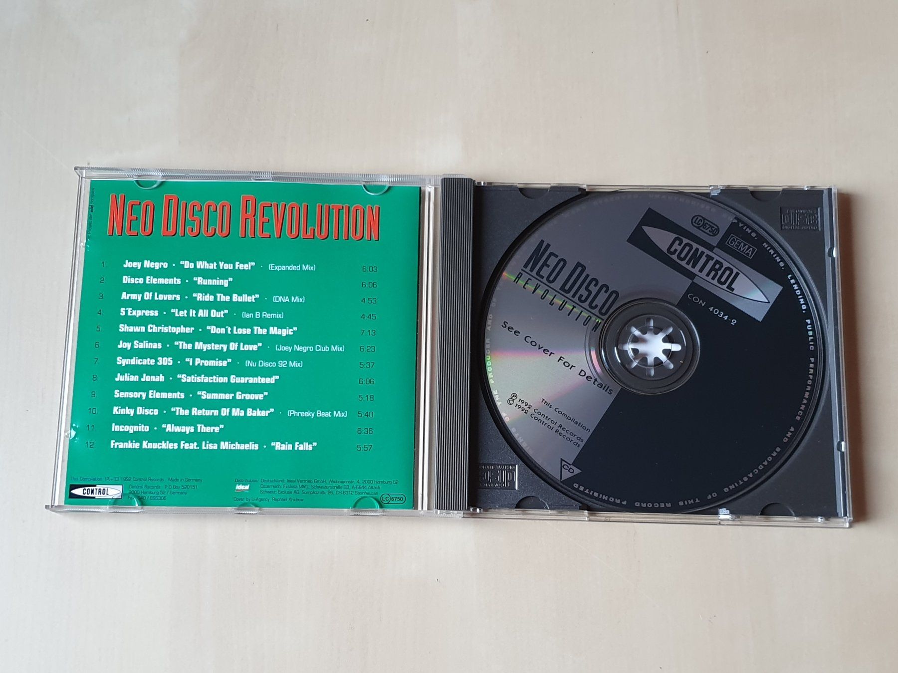 CDs: Neo Disco Revolution – D'occasion à Stansstad par collectorsshop 2