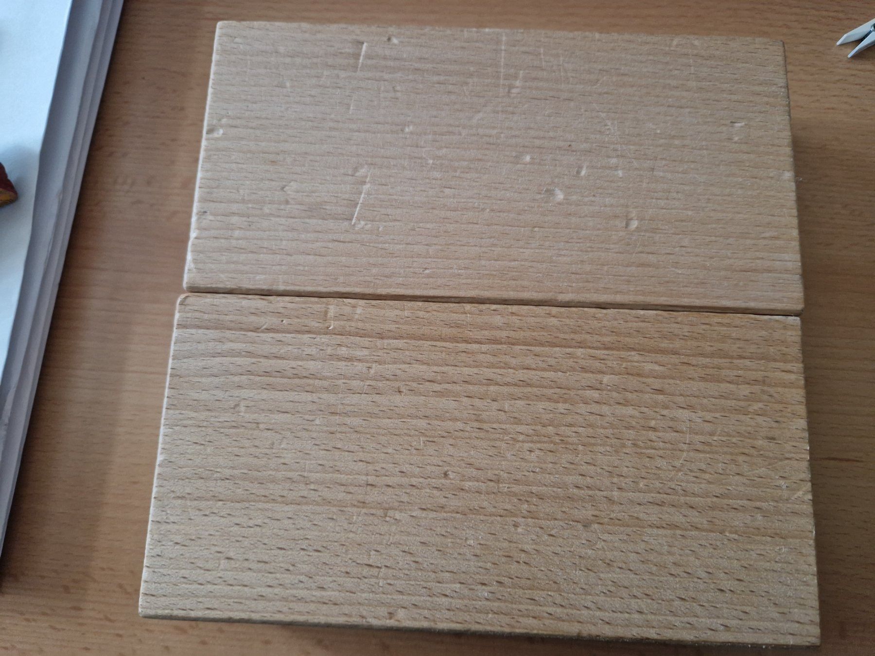 Articoli in legno: Zwei Holzklotz – Usato da Wettingen venduto da Sweety007