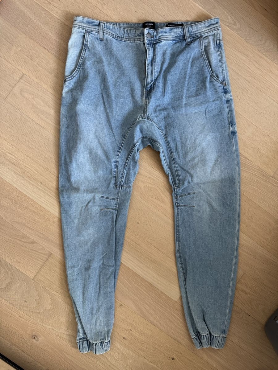 Jeans: Herren Jeans Jogger  – Usato da Kloten venduto da Tanjaselina