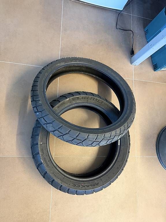 Pneumatici & Ruote complete: Michelin Anakee Adventure – Usato da Mosnang venduto da Thomas9424 1
