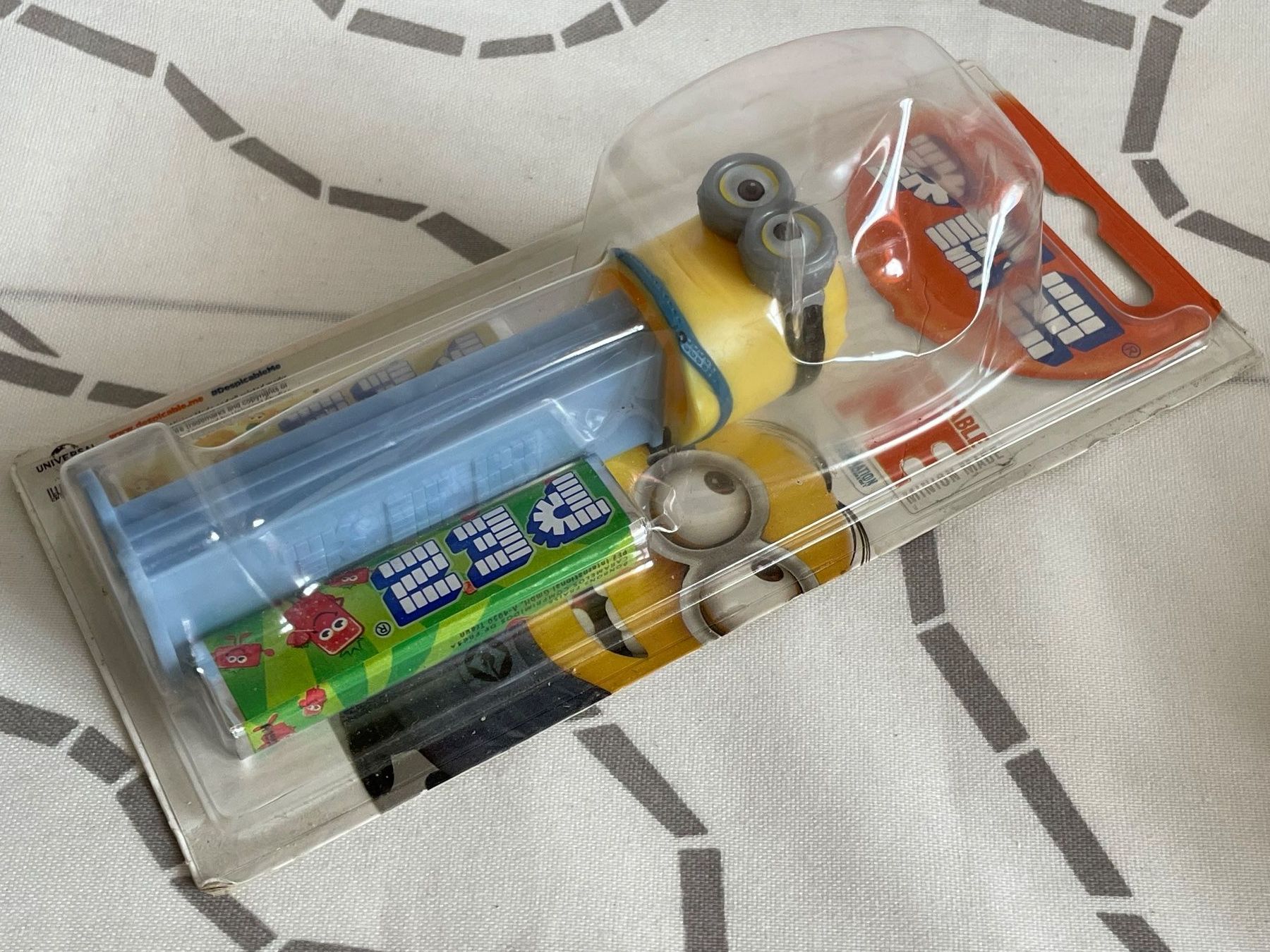 Pez Figuren: 2 PEZ Mignions – Neu und originalverpackt aus Rafz von stg101 3