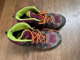 Kinder Wanderschuhe lila Gr 31 guter Zustand