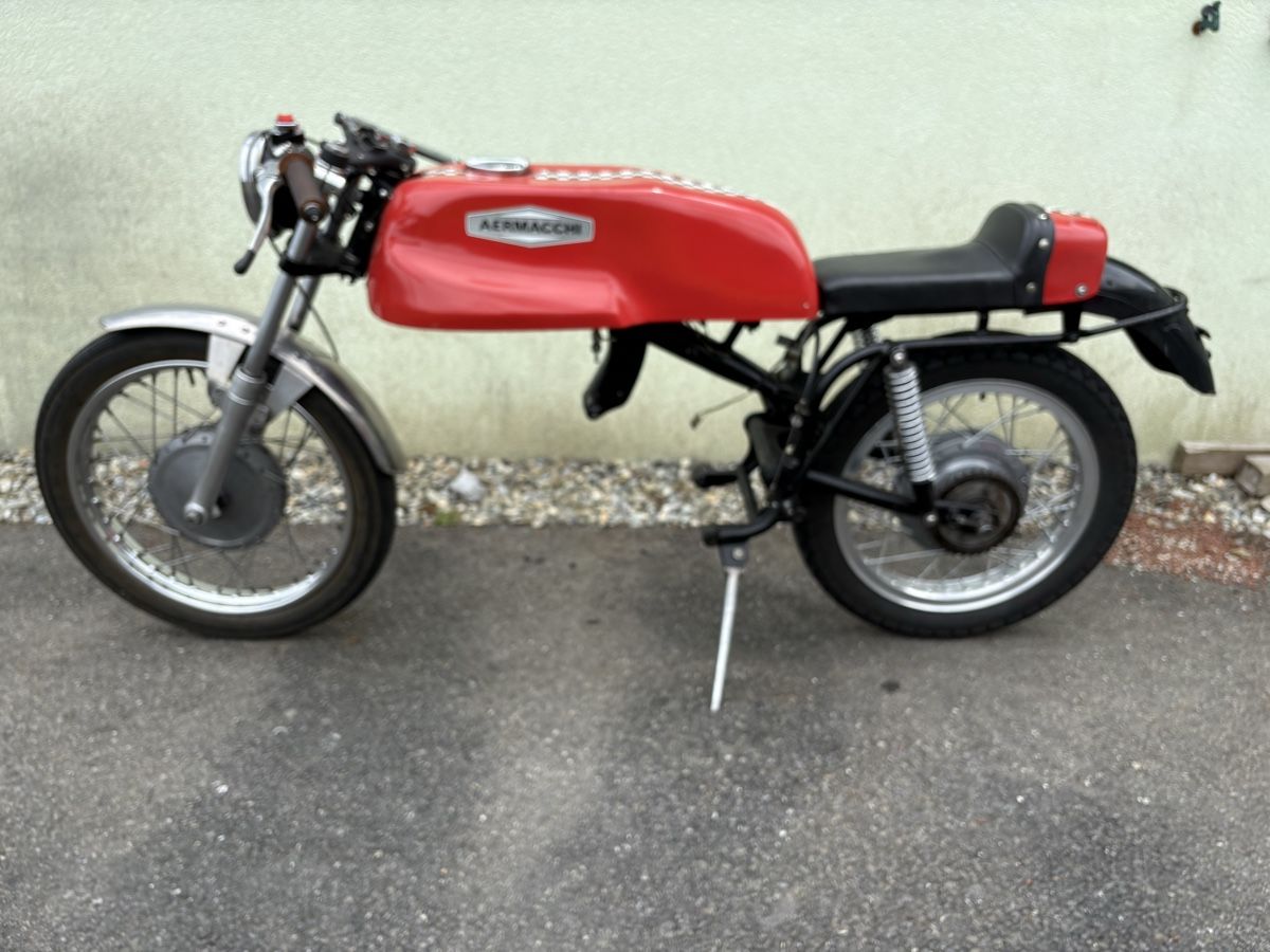 Route: Aermacchi Harley-Davidson – Défectueux à Vionnaz par Serenia5 1