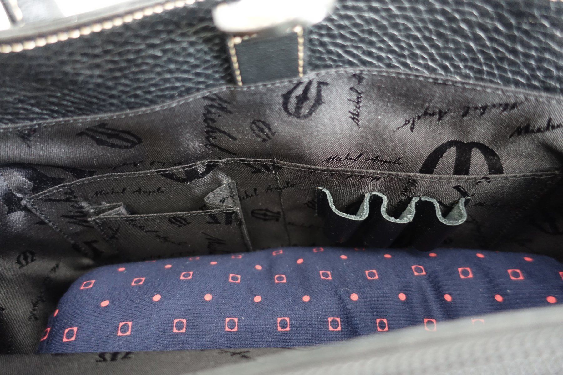Sacs femmes: Handtasche aus Kunst-Leder – D'occasion à Volketswil par ronbons 6