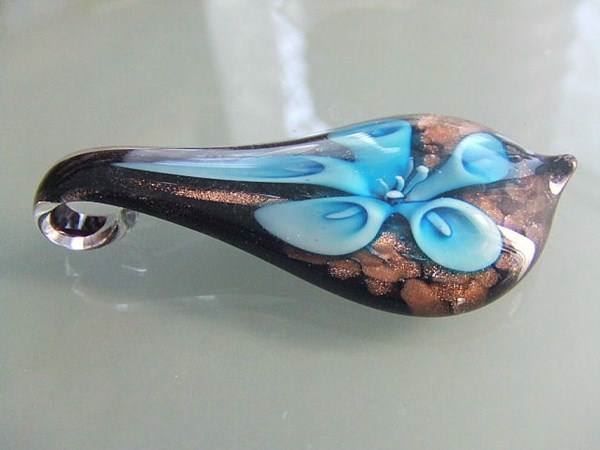 Ciondoli: Glasanhänger Tropfen 65x30mm hellblau 3D – Nuovo (secondo la descrizione) da Alpnachstad venduto da perlengaby 1