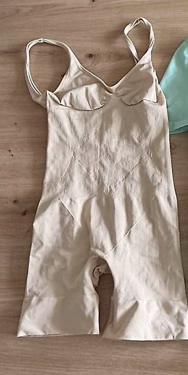 Sonstige Unterwäsche: Shapewear – Gebraucht aus Stettfurt von Annili87