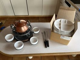 Fondue Set, Kupfertopf, Teller, Gabeln, Rechaud komplett!