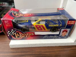 1997 stock car nascar Ford Thunderbird kenny wallace 1:24