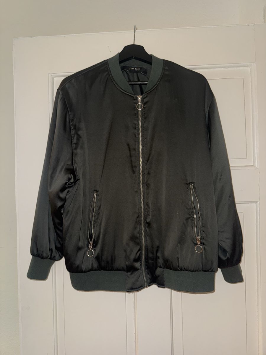 Zara Giacche: Green Satin Zara Bomber Jacket – Usato da Zürich venduto da vik_wzv8