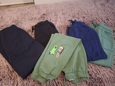 Jogginghosen Set Kinder, Gr. 122/128 (5Stk.)