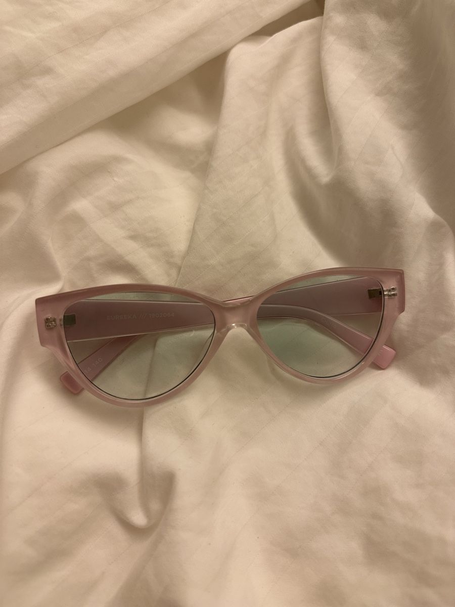 Occhiali & Lenti: Le Specs pink sunglasses – Usato da St. Niklausen LU venduto da lau_259n 1