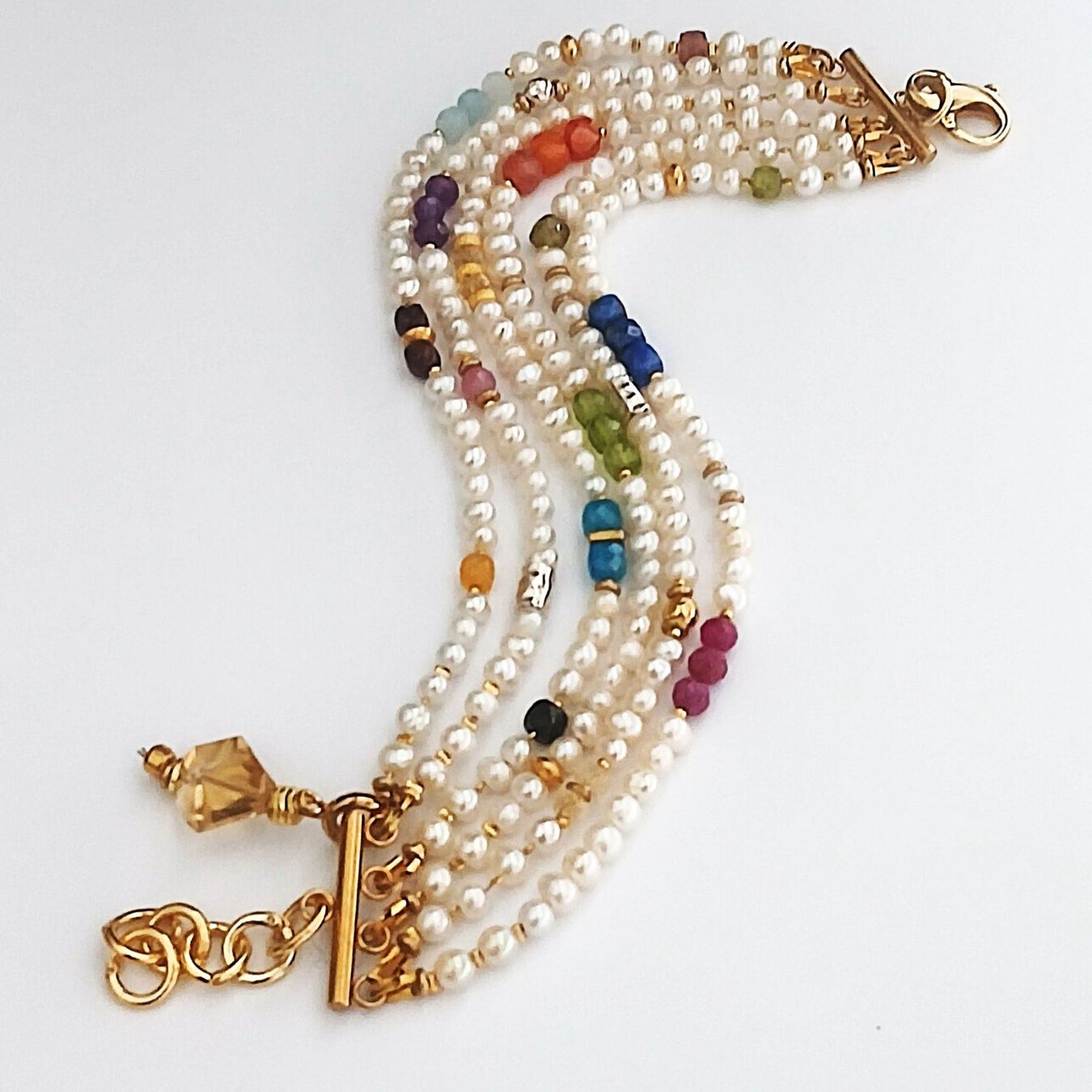 Bracelets: Statement-Perlenarmband mit Halbedelstein  - 6-reihig Unikat – Neuf avec emballage d'origine à Lütisburg par Emarra 1