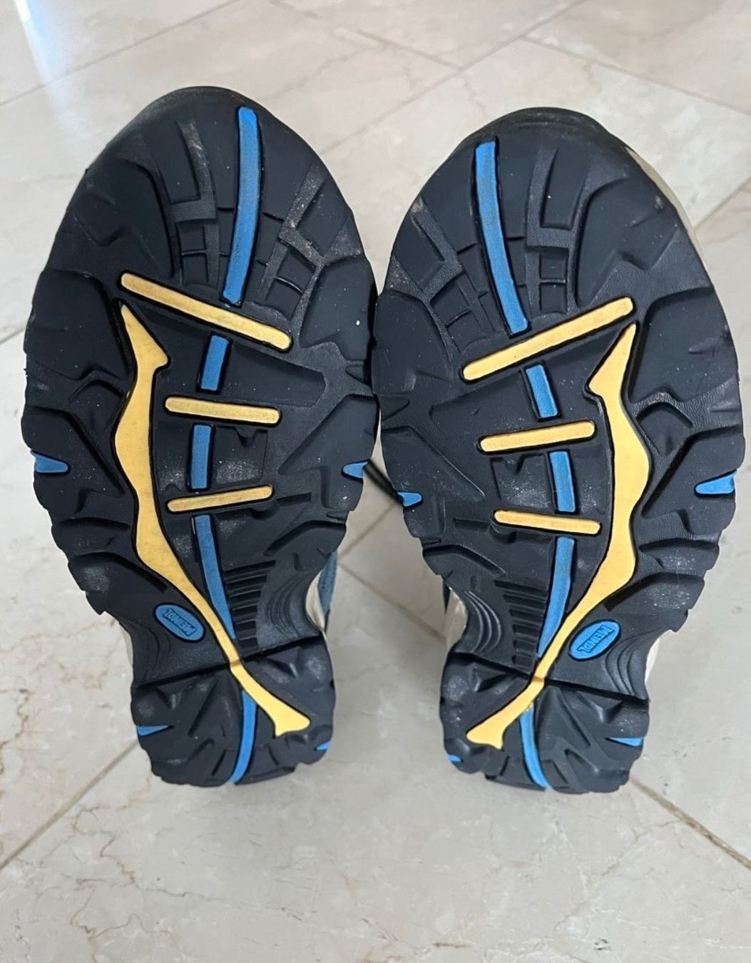 Meindl Chaussures hommes: gebrauchte Wanderschuhe der Marke Meindl 40 – D'occasion à Huenenberg par Zhang72 4