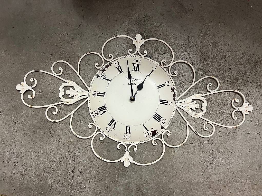 Orologi: Wanduhr im Vintage Stil – Usato da Bottmingen venduto da bibipap