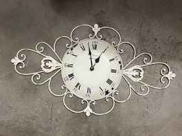 Wanduhr im Vintage Stil
