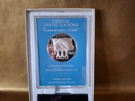 1 Médaille des Nations unies UN  ONU en Argent 1975