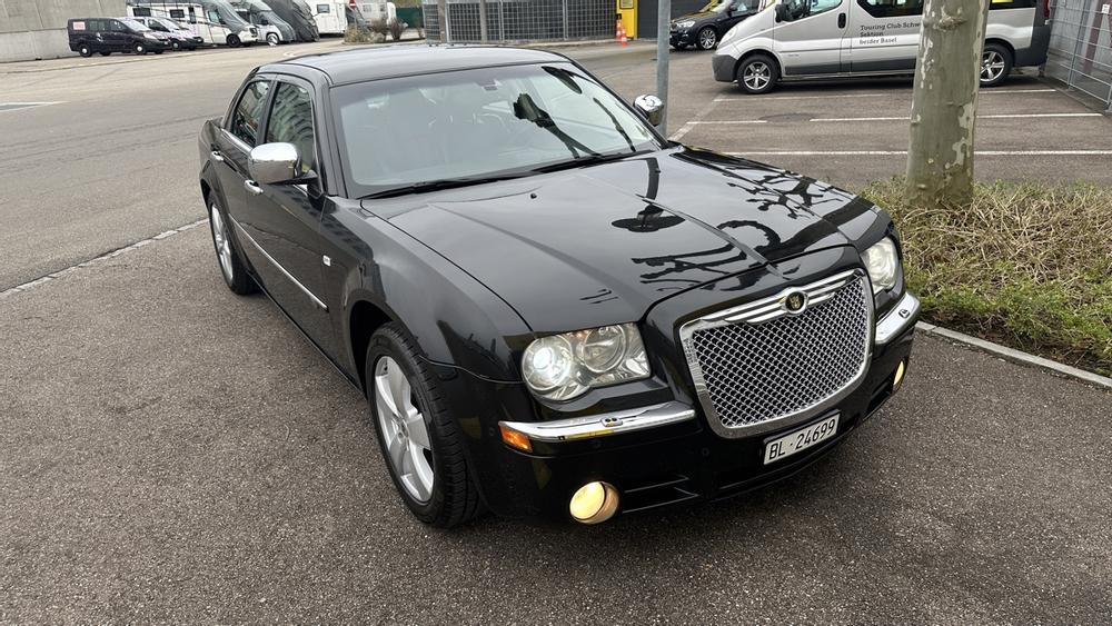 Chrysler 300c 3.5 V6 249 PS mit MFK !