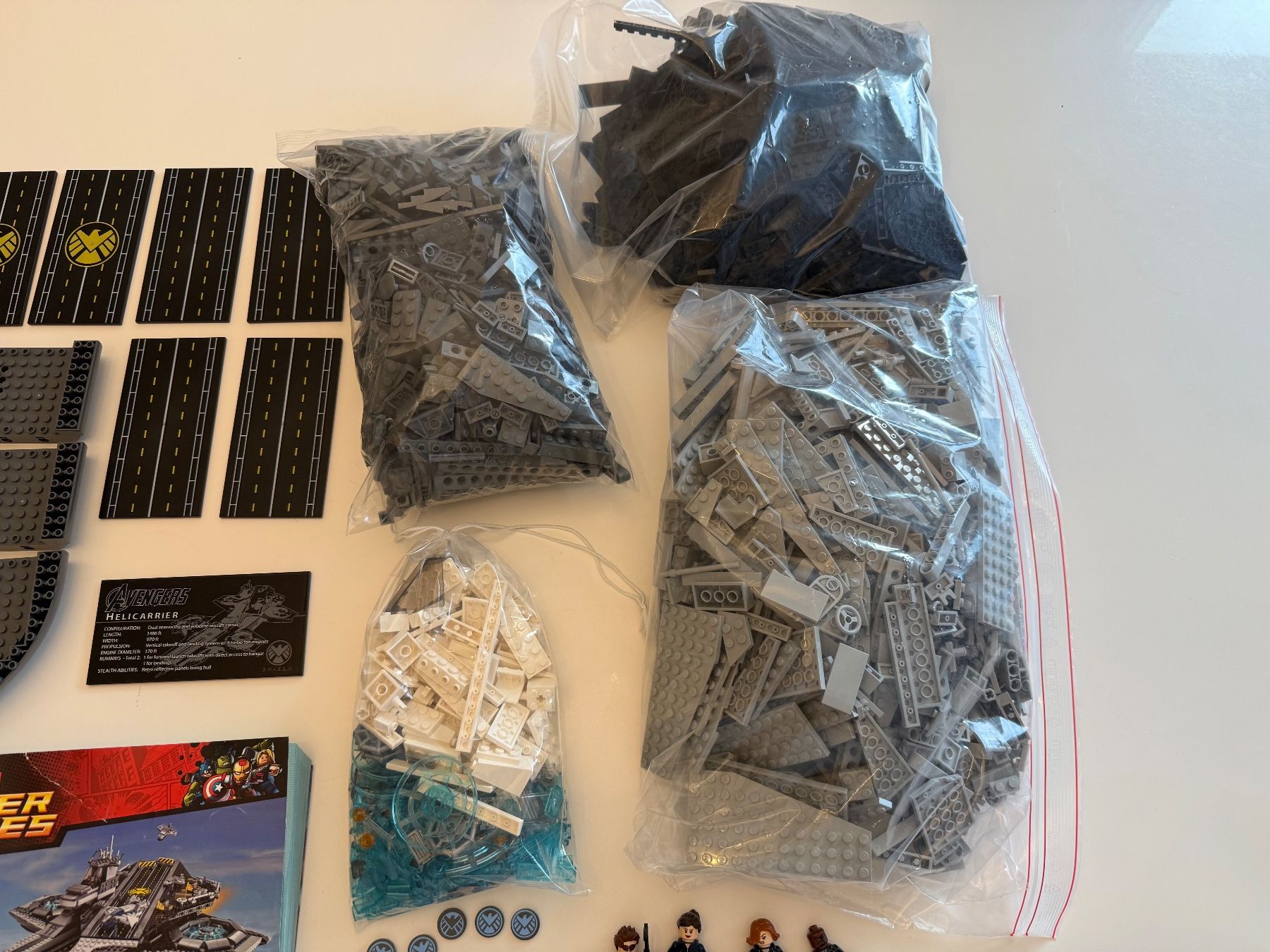 Lego Jeux de construction: Lego Super Heroes 76042 Marvel Avengers Helicarrier – D'occasion à Burgdorf par Pistar 3