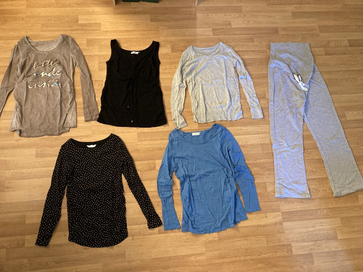 Lotti di vestiti: Umstandsmode Kleiderpack Gr. 36/38 – Usato da Emmenbrücke venduto da JJ_89
