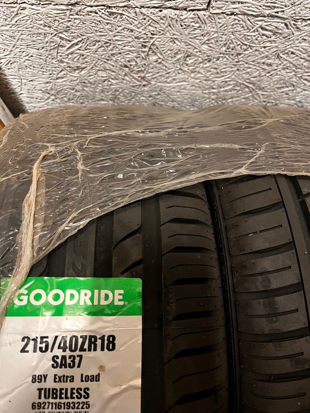 Pneus & Kompletträder: 4x Neue Sommerpneu Goodride SA37 Sport ZR18, 2x 245/35, 2x.. – Neu und originalverpackt aus Zürich von LLEDD 1