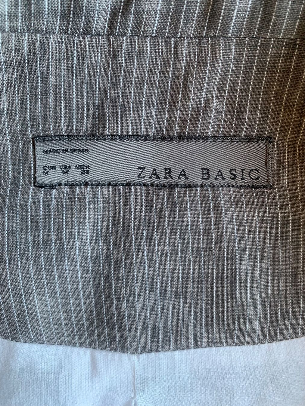 Vestes: ZARA BASIC Blazer taille M – D'occasion à Prilly par Sissi_1009 7