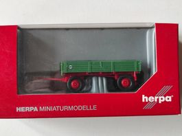 Landwirschaftlicher Anhänger 2 achsig von Herpa 1/87